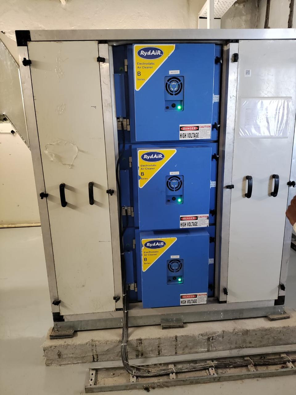 Dry scrubber units